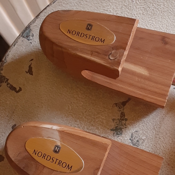 NORDSTROM, Cedar & Brass, made in USA Men's Shoe Trees - Picture 5 of 6